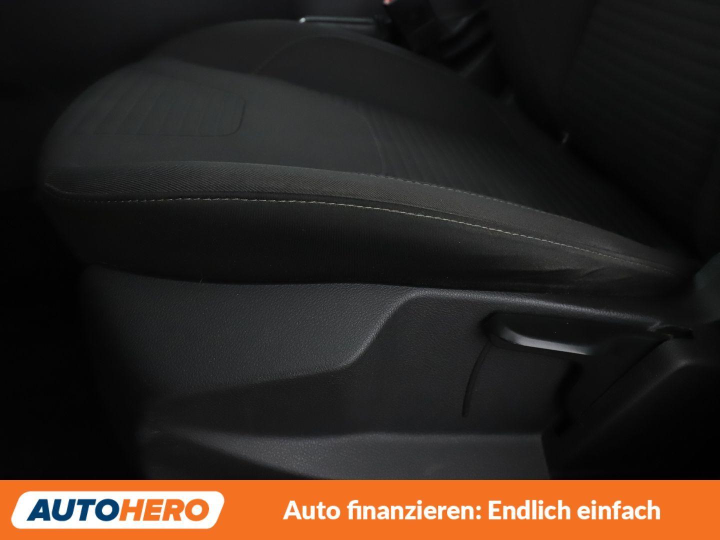 Ford Focus 1.0 EcoBoost Titanium*TEMPO*PDC*SHZ*LIM*
