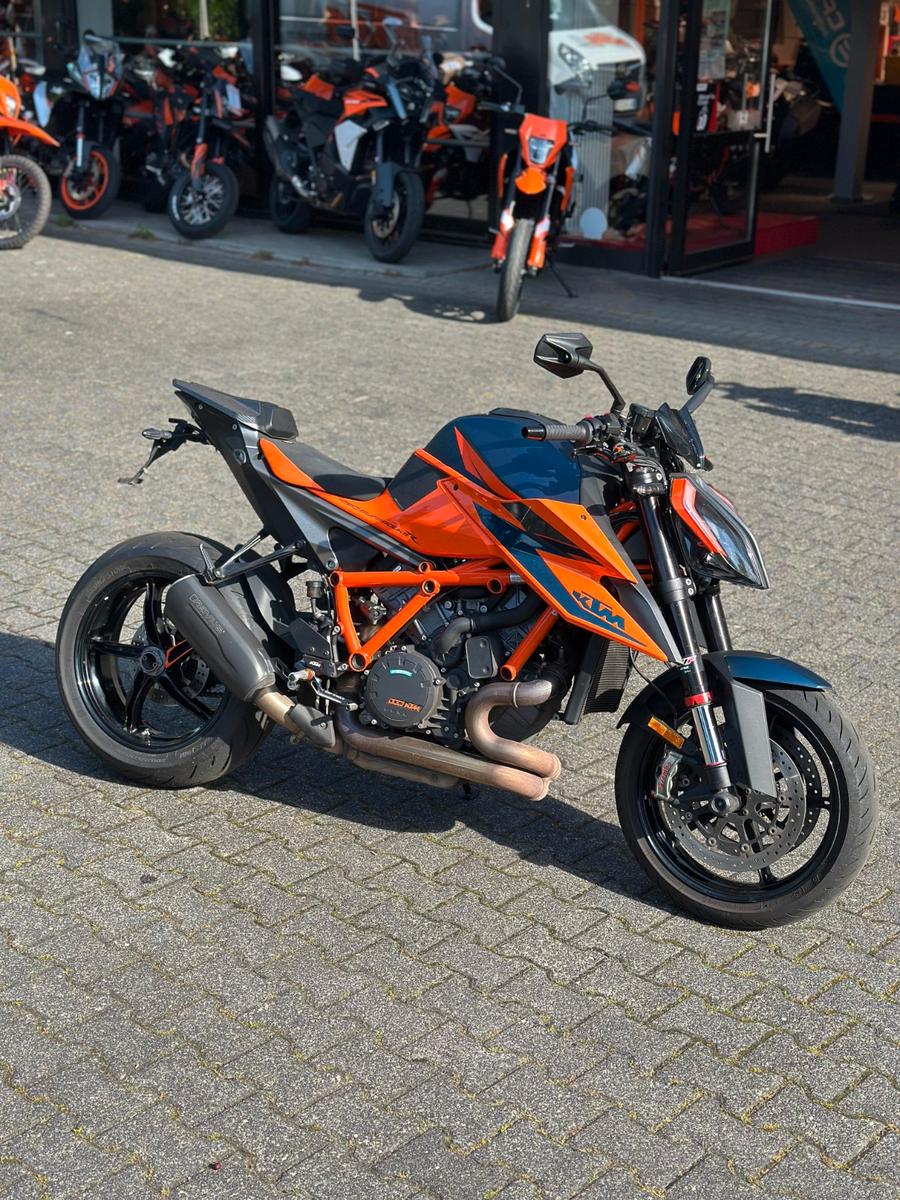 KTM 1290 Super Duke / 1 Jahr Garantie