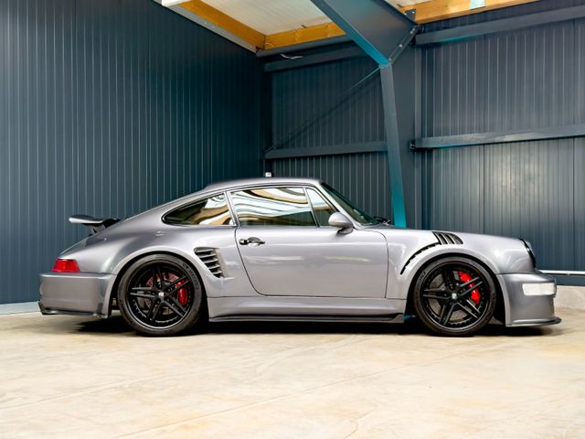 Porsche 911 Kimaera 1 of 28