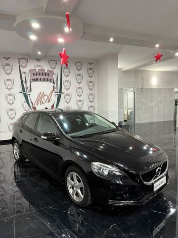 Volvo V40 D2 Momentum