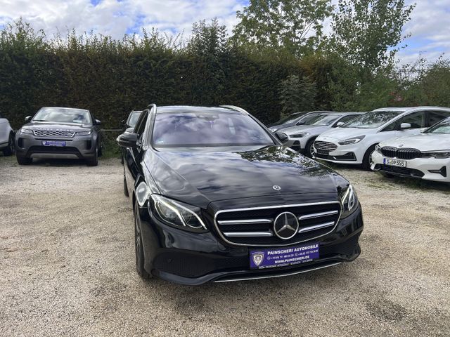 Mercedes-Benz E 220d T Avantgarde ACC+HEAD-UP+KAMERA+TOTWINKEL