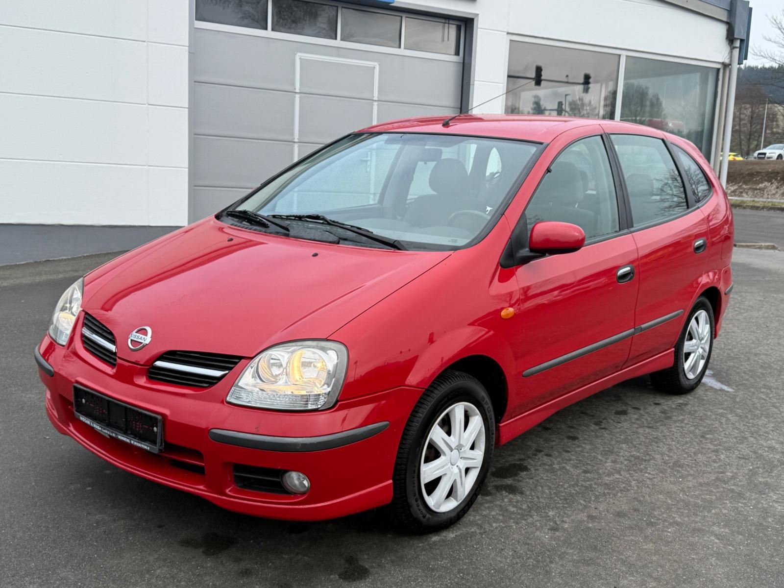 Nissan Almera Tino Acenta plus **TÜV NEU**
