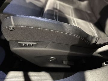 Fotografie 17 des Opel Astra Sports Tourer 1.2 Turbo Automatik Ultimate