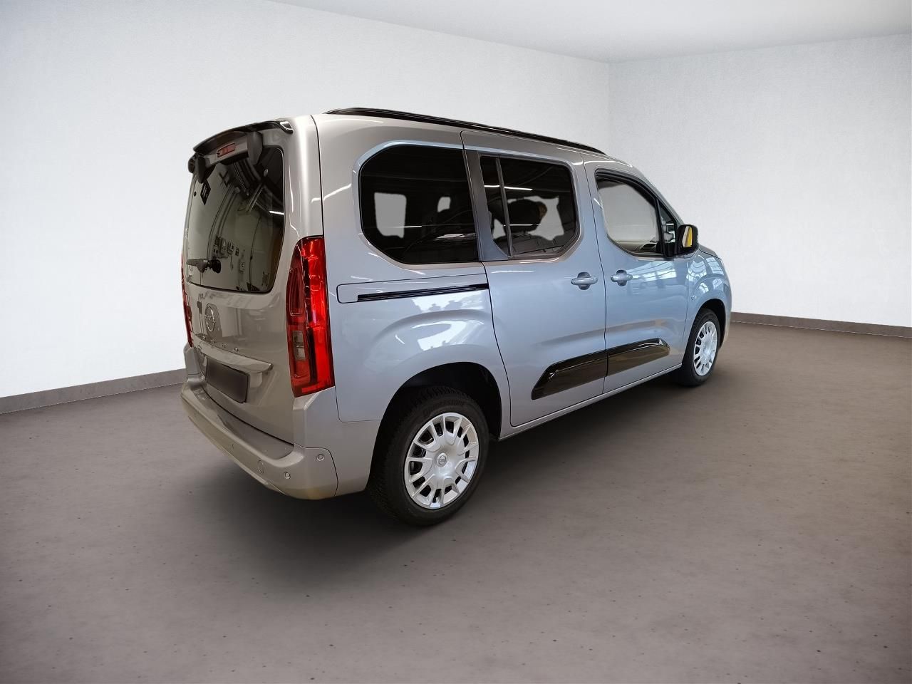 Fahrzeugabbildung Opel Combo Life E 1.5 D Innovation Automatik