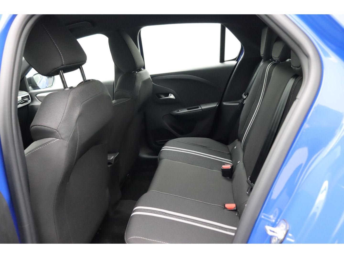 Fahrzeugabbildung Opel Corsa F 1.2 Automatik Totwinkelassistent LED