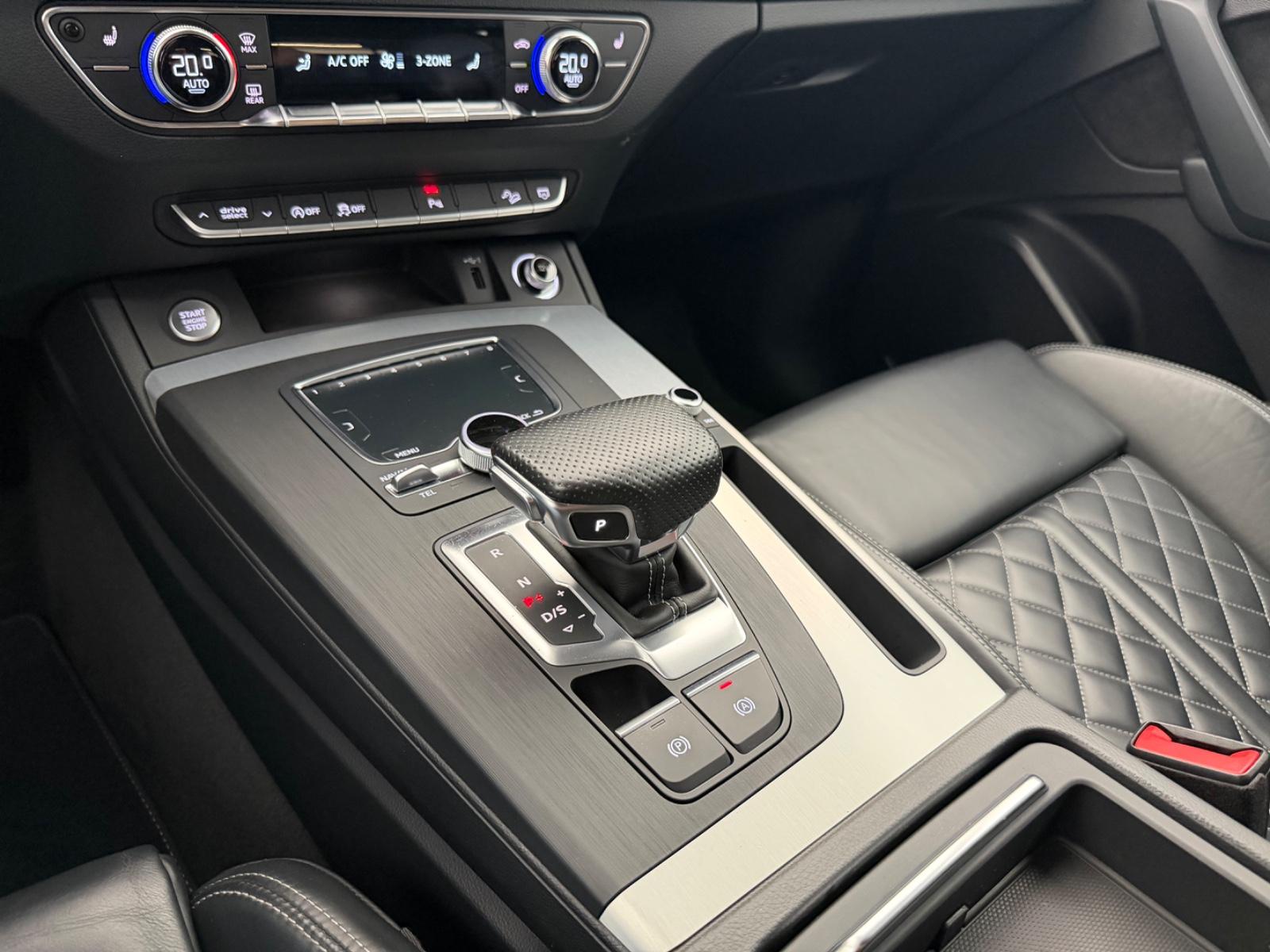 Audi Q5 45 TFSI qu.*S LINE+*MATRIX-AHK-R.KAM-ACC-DSP