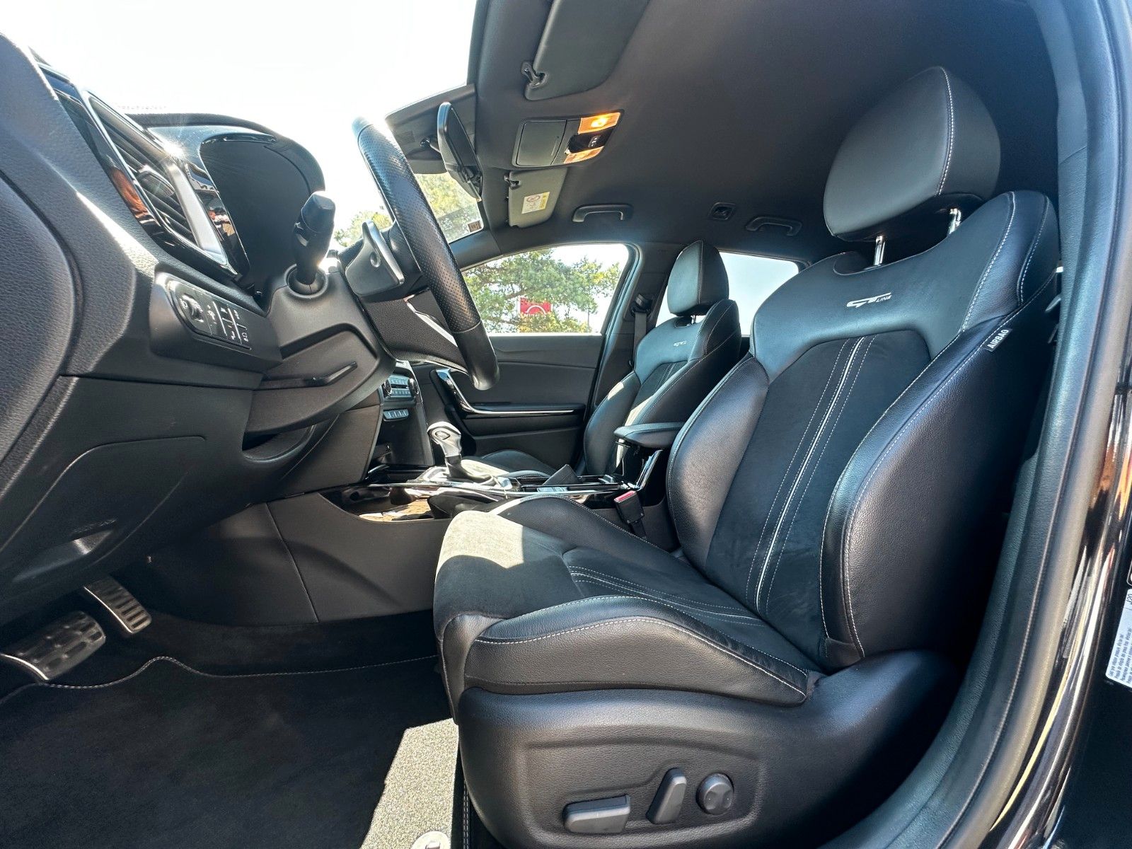 Fahrzeugabbildung Kia cee'd Sportswagon GT Line *Sportsitze* Leder