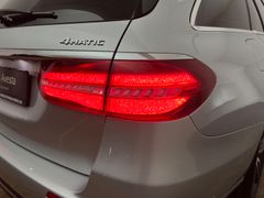 MERCEDES-BENZ E 350d / 4x4 / 1.HAND/ PANO / GARANTIE / LED / MERCEDES-BENZ E 350d / 4x4 / 1.HAND/ PANO / GARANTIE / LED /