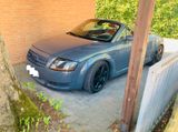 Audi TT (8N) Roadster 1.8T Quattro 165 kW Mokassin - Audi aus 1999: Cabrio