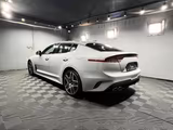 Kia Stinger 3.3 T-GDI GT 4WD|AUTOM|PANO|LEDER|LED|NA - gebrauchte Kia Stinger aus dem Jahr 2023
