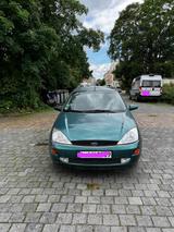 Ford Focus Kombi 1.8 - fahrbereit - Ford Focus aus 1999: Kombi