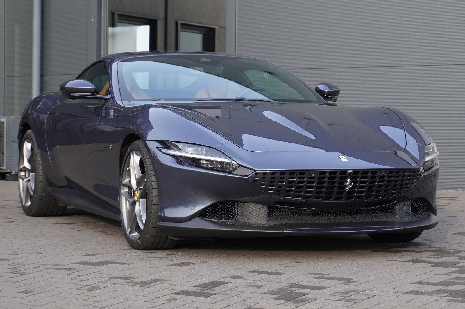 Fahrzeugabbildung Ferrari Roma Daytona Cognac/Cuoio