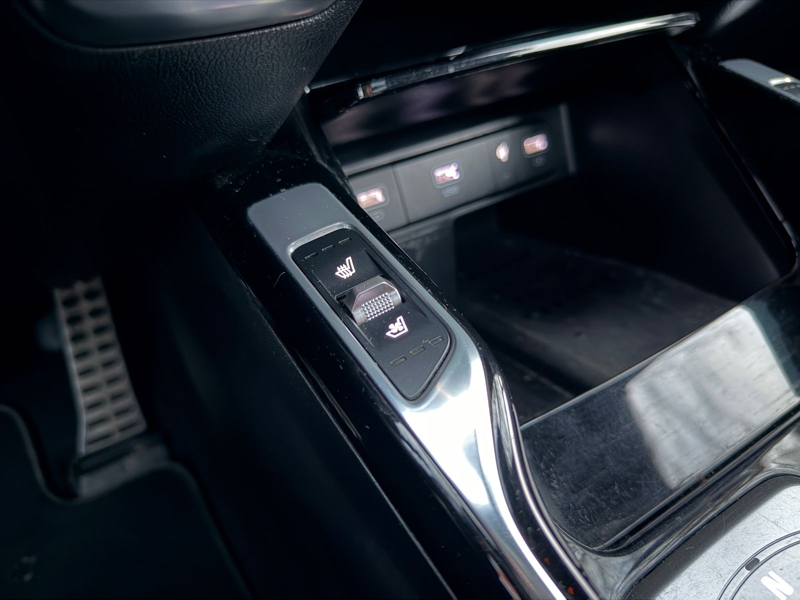 Fahrzeugabbildung Kia Sorento Platinum 4WD*BI-LED*PANO*BOSE*LEDER*360*