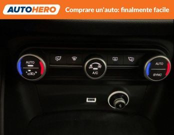 Alfa-Romeo Stelvio - 11
