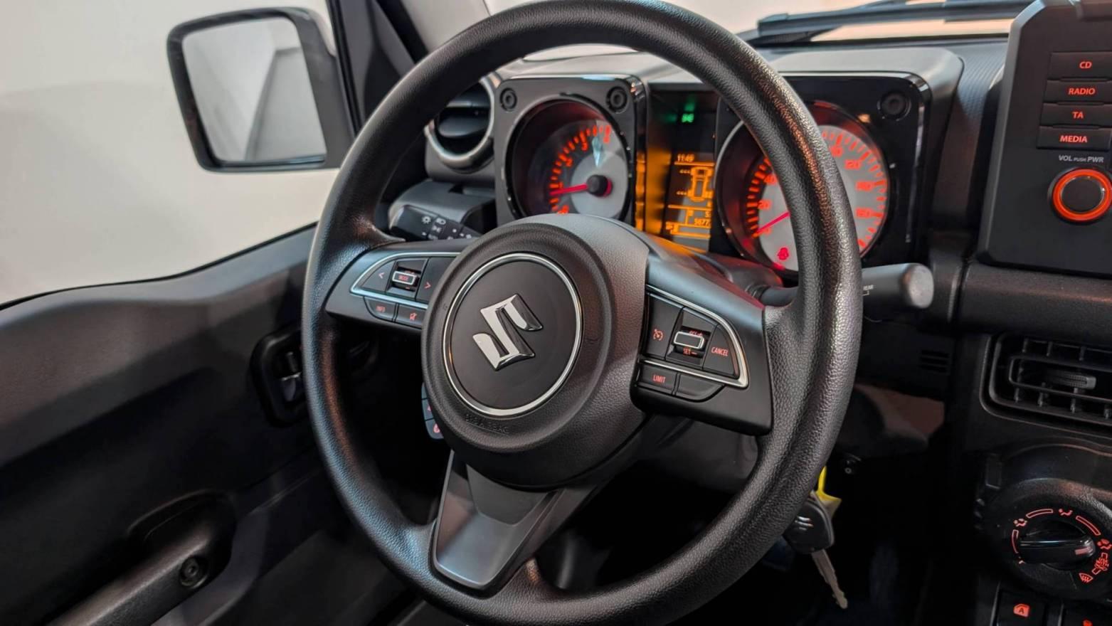 Suzuki Jimny 1,5 NFZ Comfort/WKR/SHZ/KLIMA/AHK/, миниатюра 10