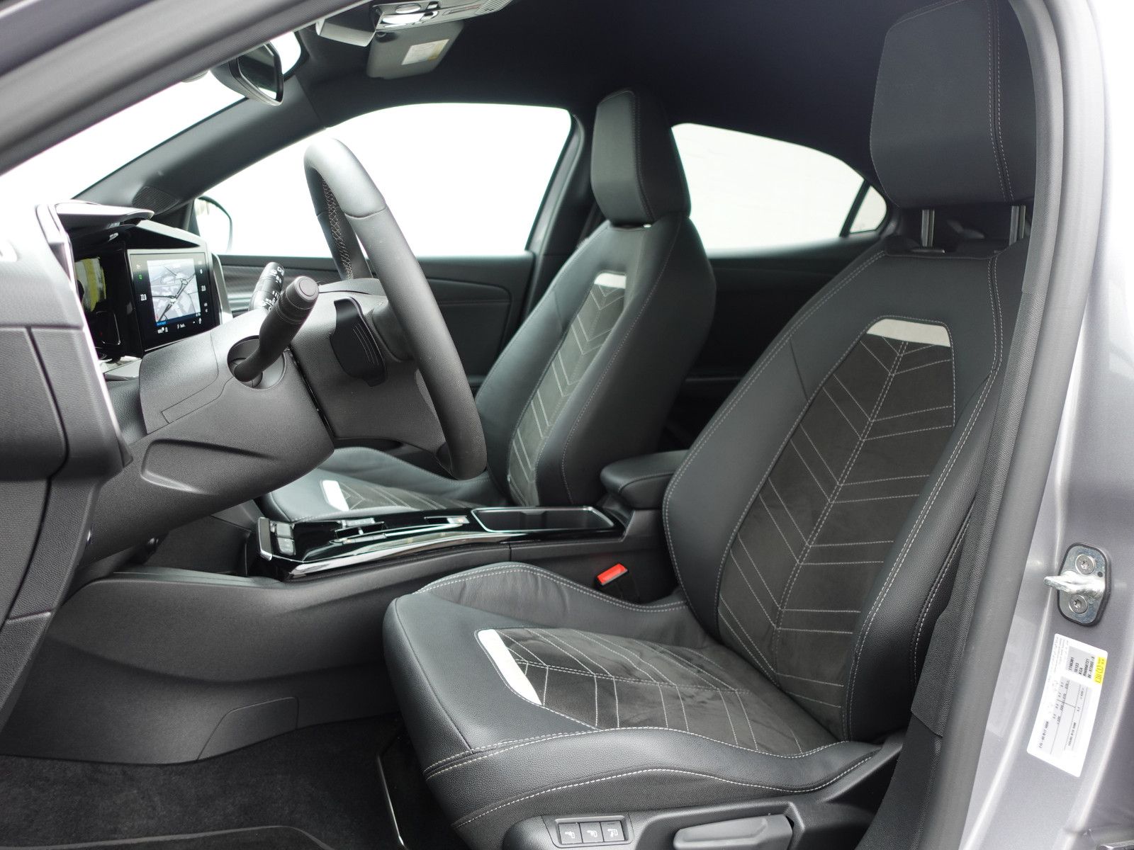 Fahrzeugabbildung Opel Mokka GS 1.2T AUTOMATIK,Navi,ACC,Sitzhzg,Kamera