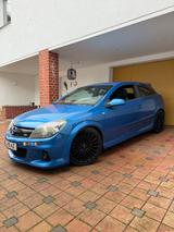 Opel Astra GTC OPC / blaue Recaro Sportsitze - Opel Astra aus 2007: Sport