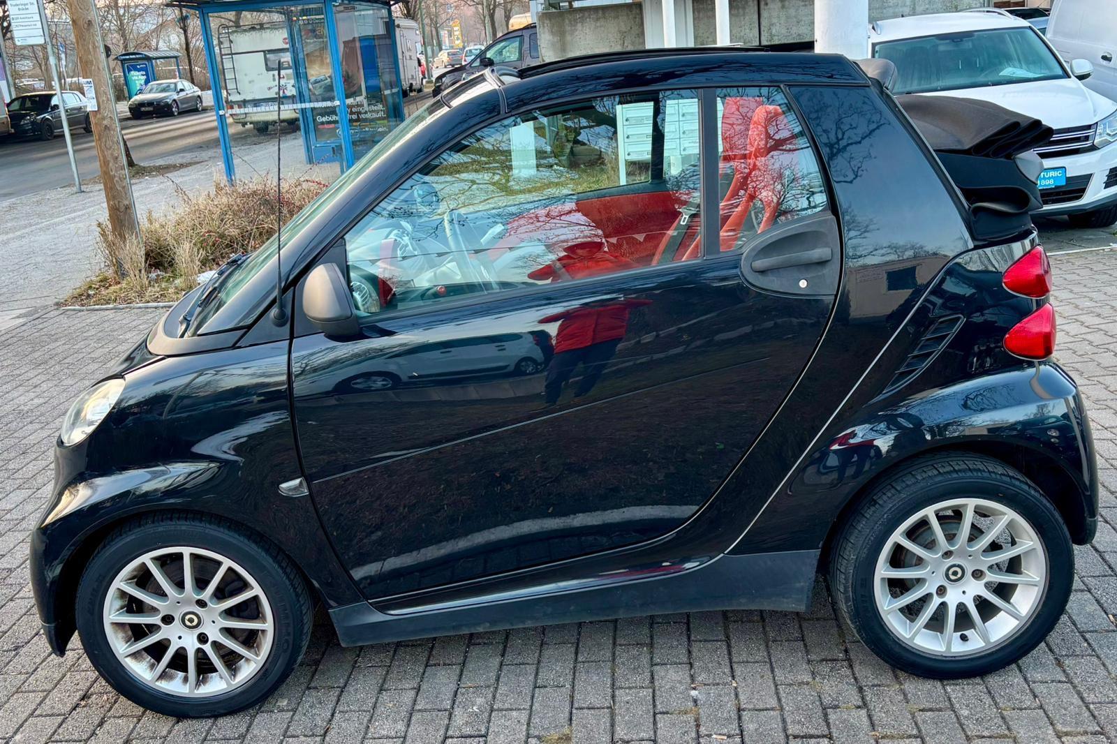 Smart ForTwo cabrio  62 kW/KLIMA/SHZ/ALUFELGEN