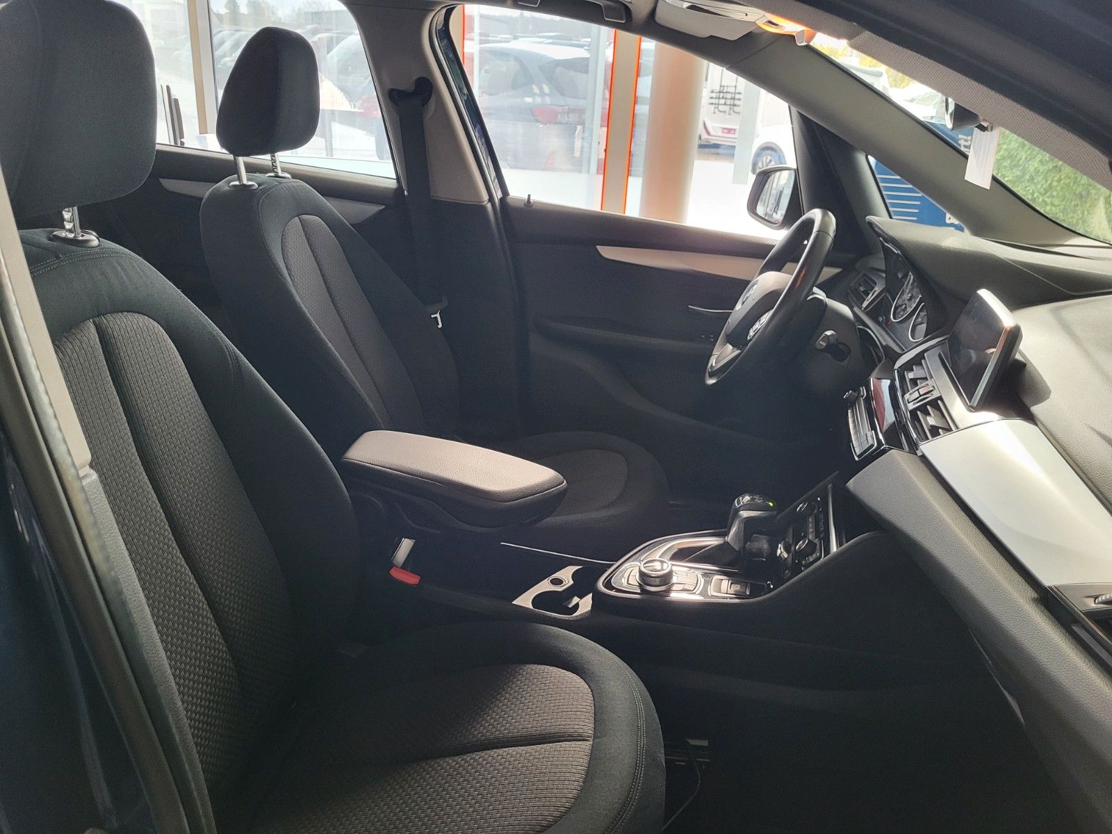 Fahrzeugabbildung BMW 225 Active Tourer/NAVI/AUTOM./LED/2.Z KLIMA