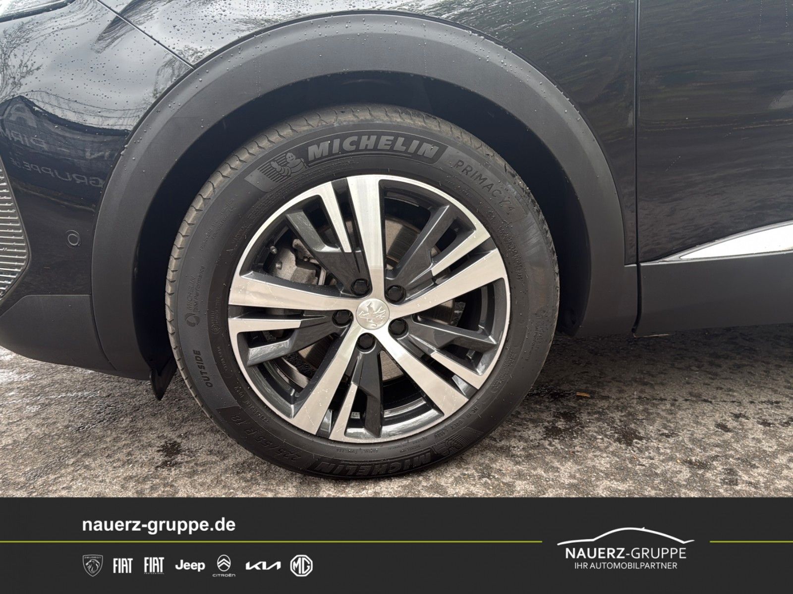 Fahrzeugabbildung Peugeot 3008 Hybrid 225 Allure Pack