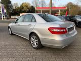 Mercedes-Benz E 200 E Limousine E 200 CGI BlueEfficiency - Mercedes-Benz E 200: Blueefficiency