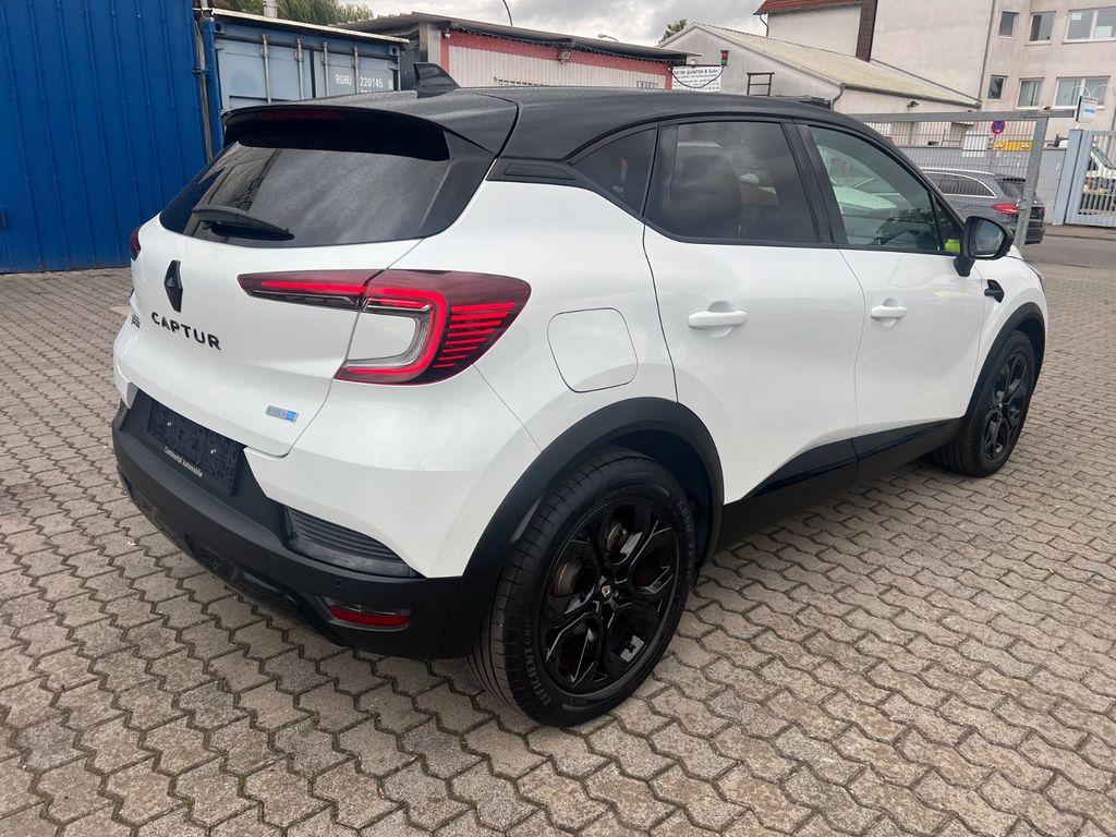 Renault Captur II 1.6 E-TECH PLUG-in Hybrid Rive Gauche Renault Captur II 1.6 E-TECH PLUG-in Hybrid Rive Gauche