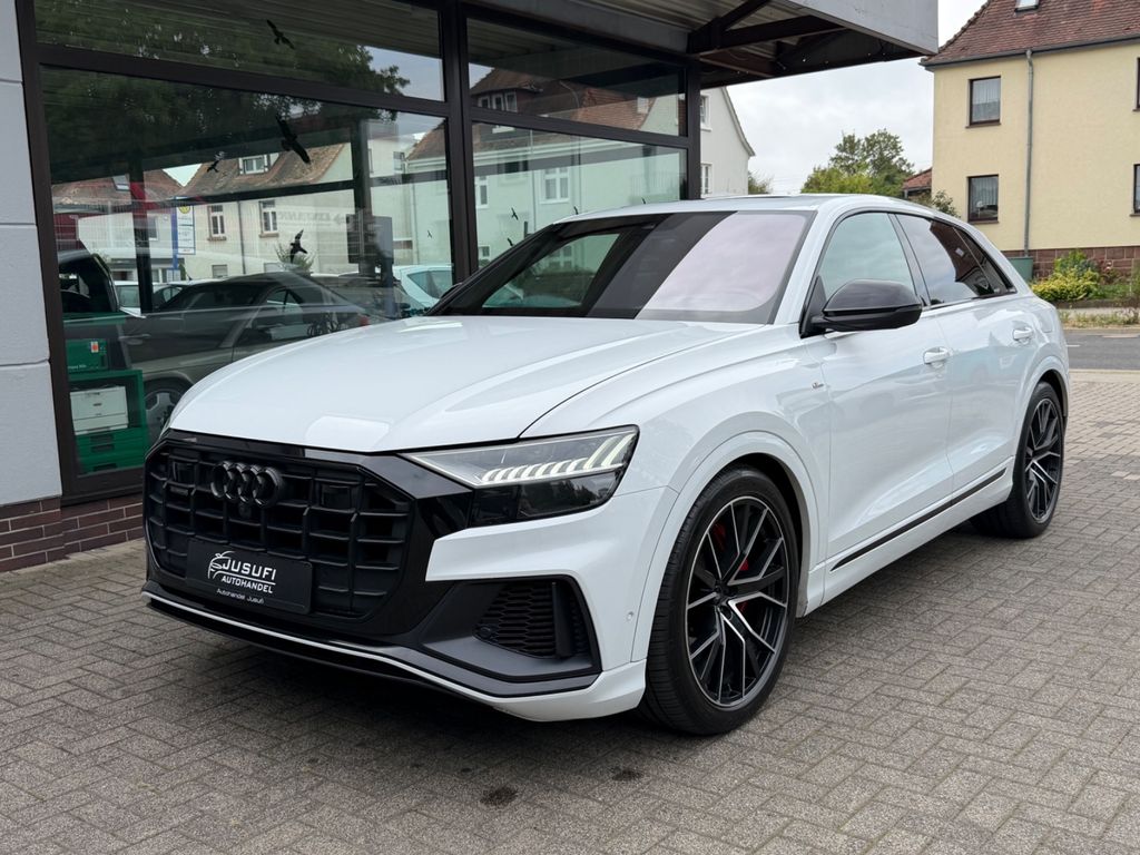 Image of Audi Q8