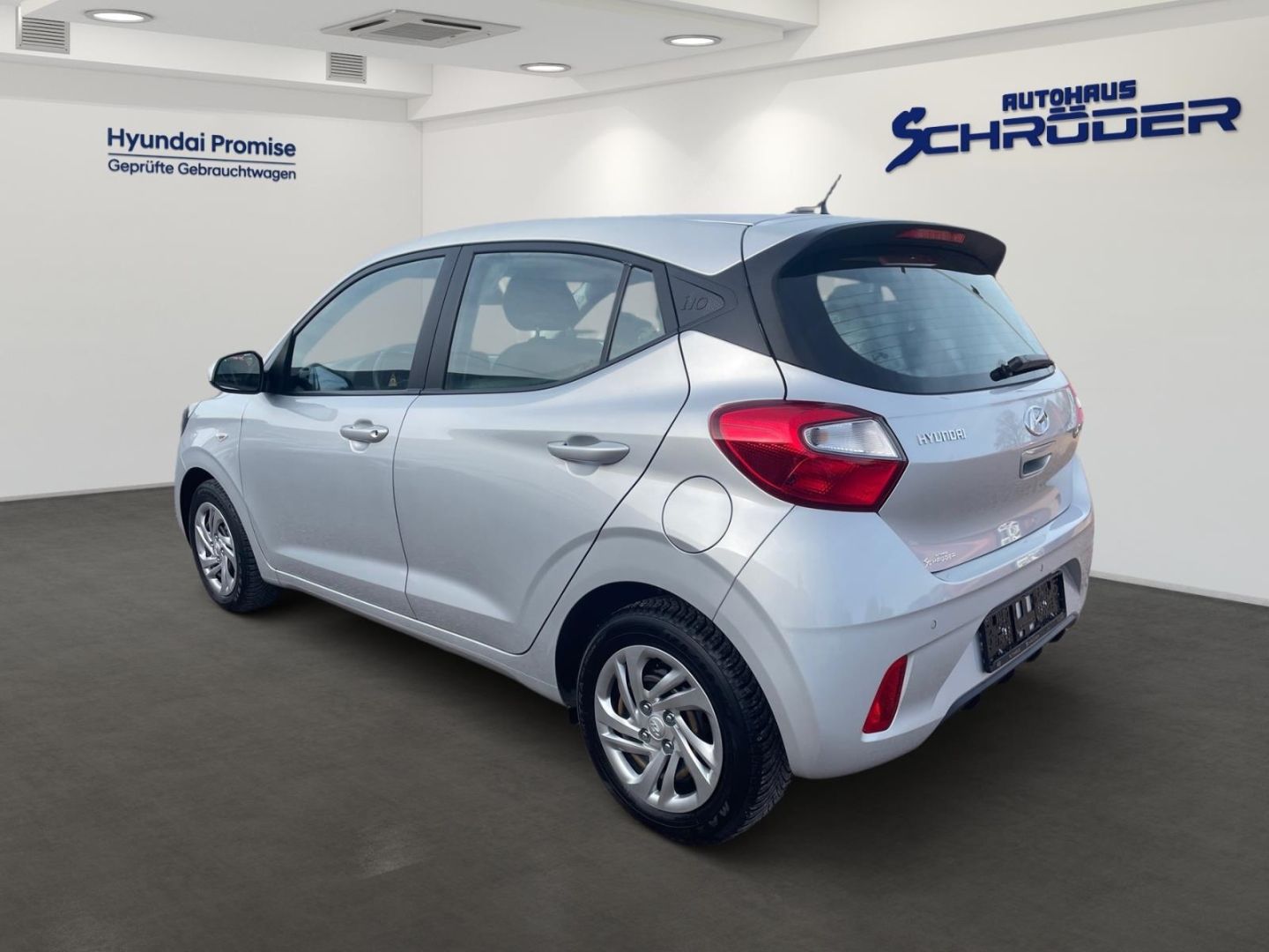 Fahrzeugabbildung Hyundai i10 1.0 Select Funktion Allwetter Lenkradheizung