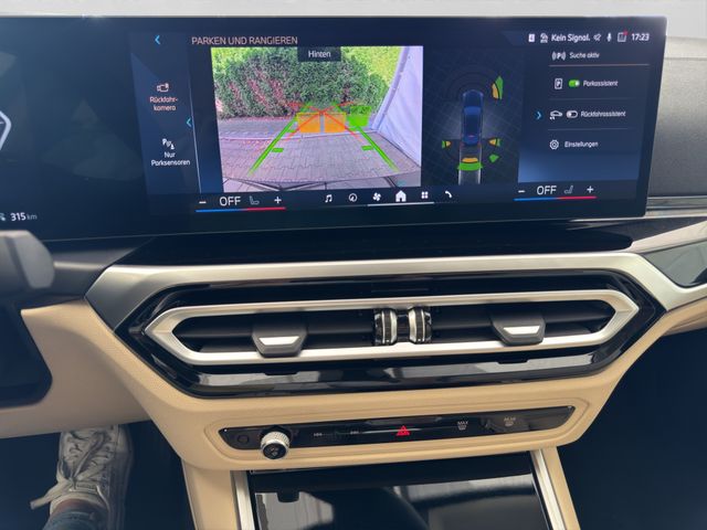 Fahrzeugabbildung BMW i4 40 eDrive Gran Coupé LED+Kamera+Leder+Sportsi