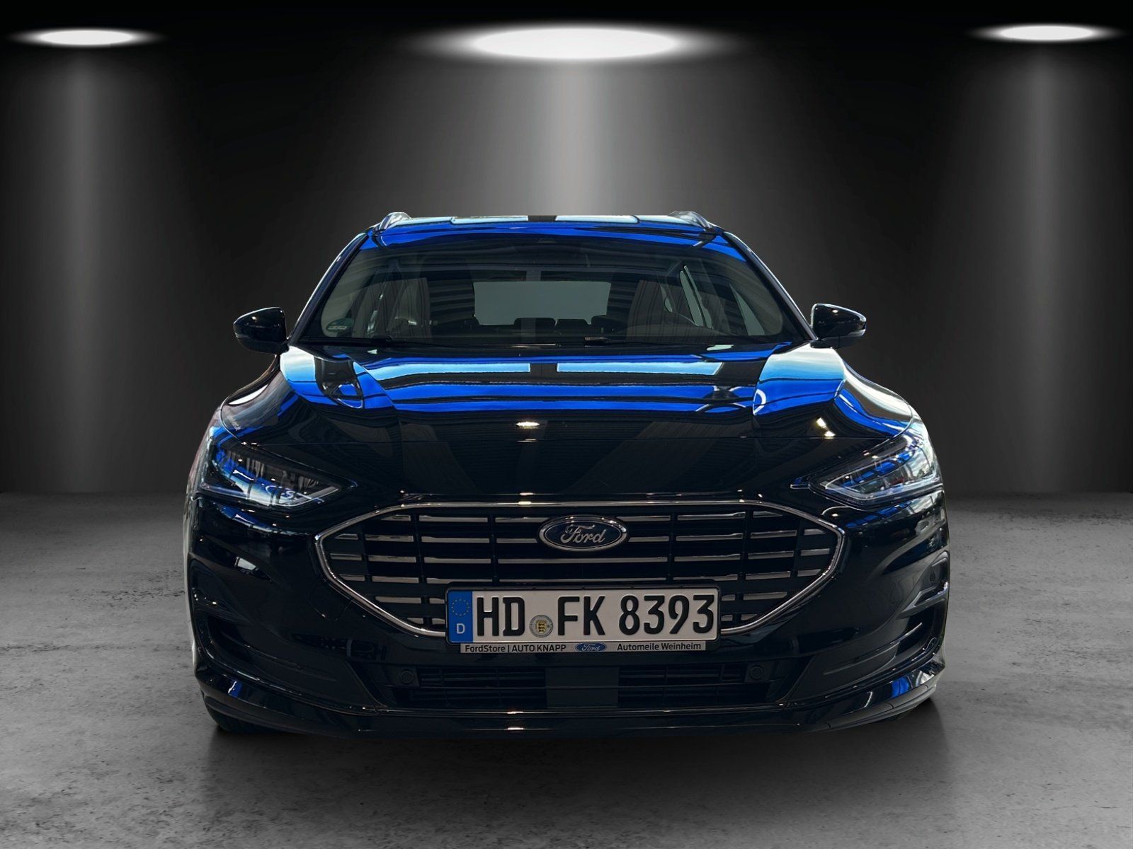 Fahrzeugabbildung Ford Focus Titanium Turnier Winter P. e.Call Kamera