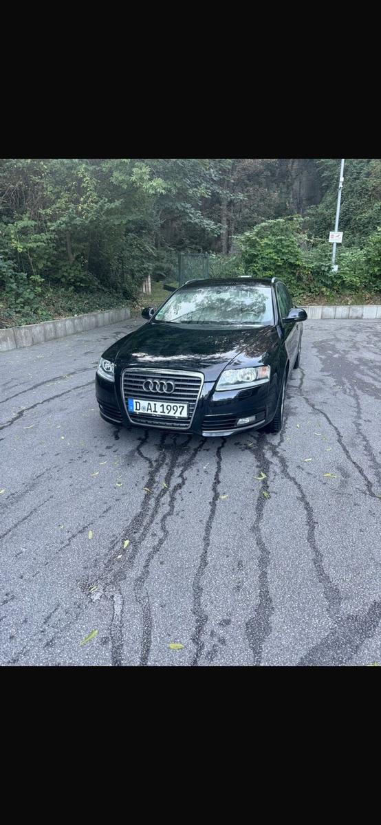Audi A6 2011 — вигляд ззаду