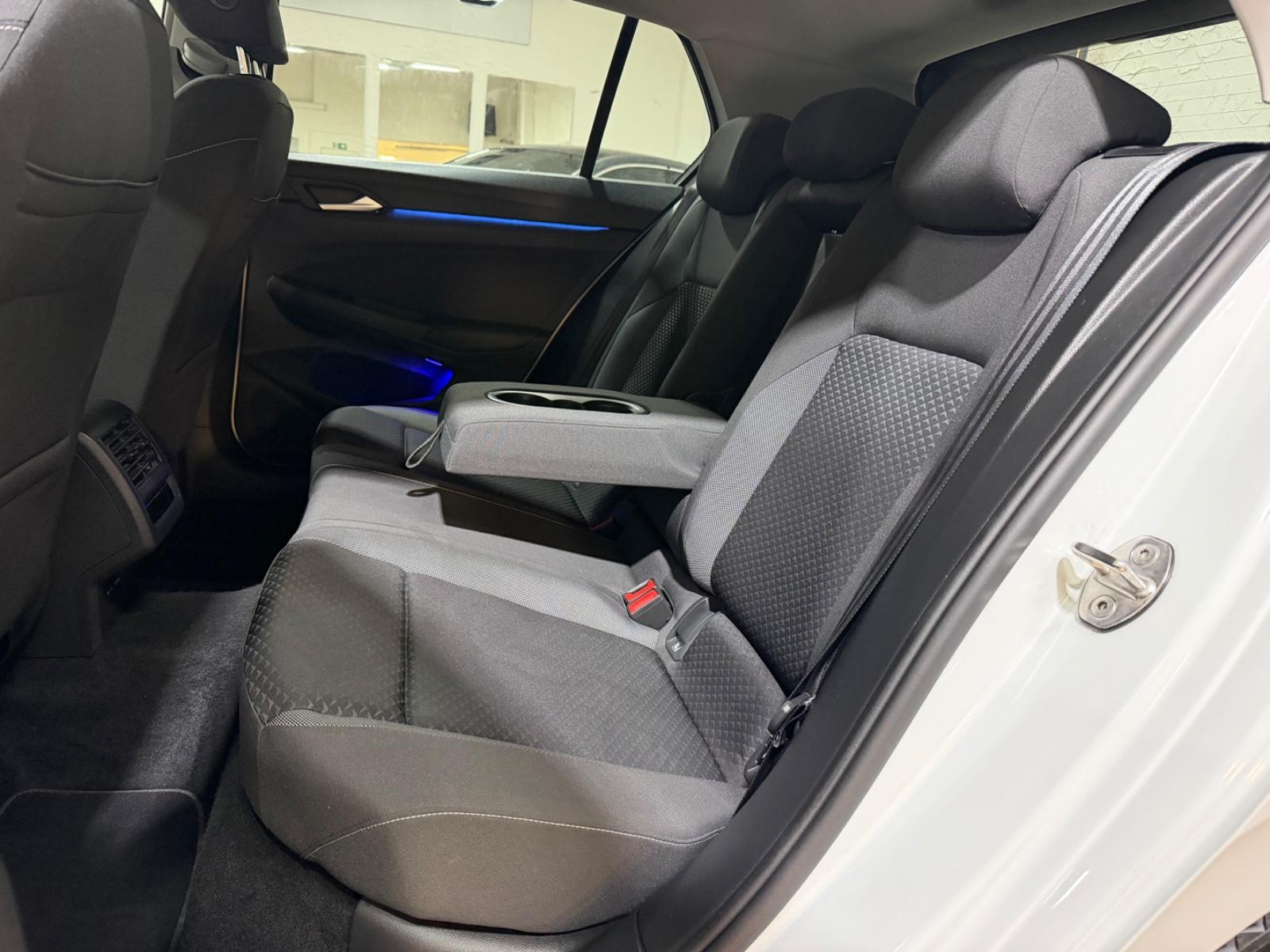 Volkswagen Golf VIII Lim. Active 2.0TDI DSG/AHK/CAM/GARANTIE, миниатюра 13