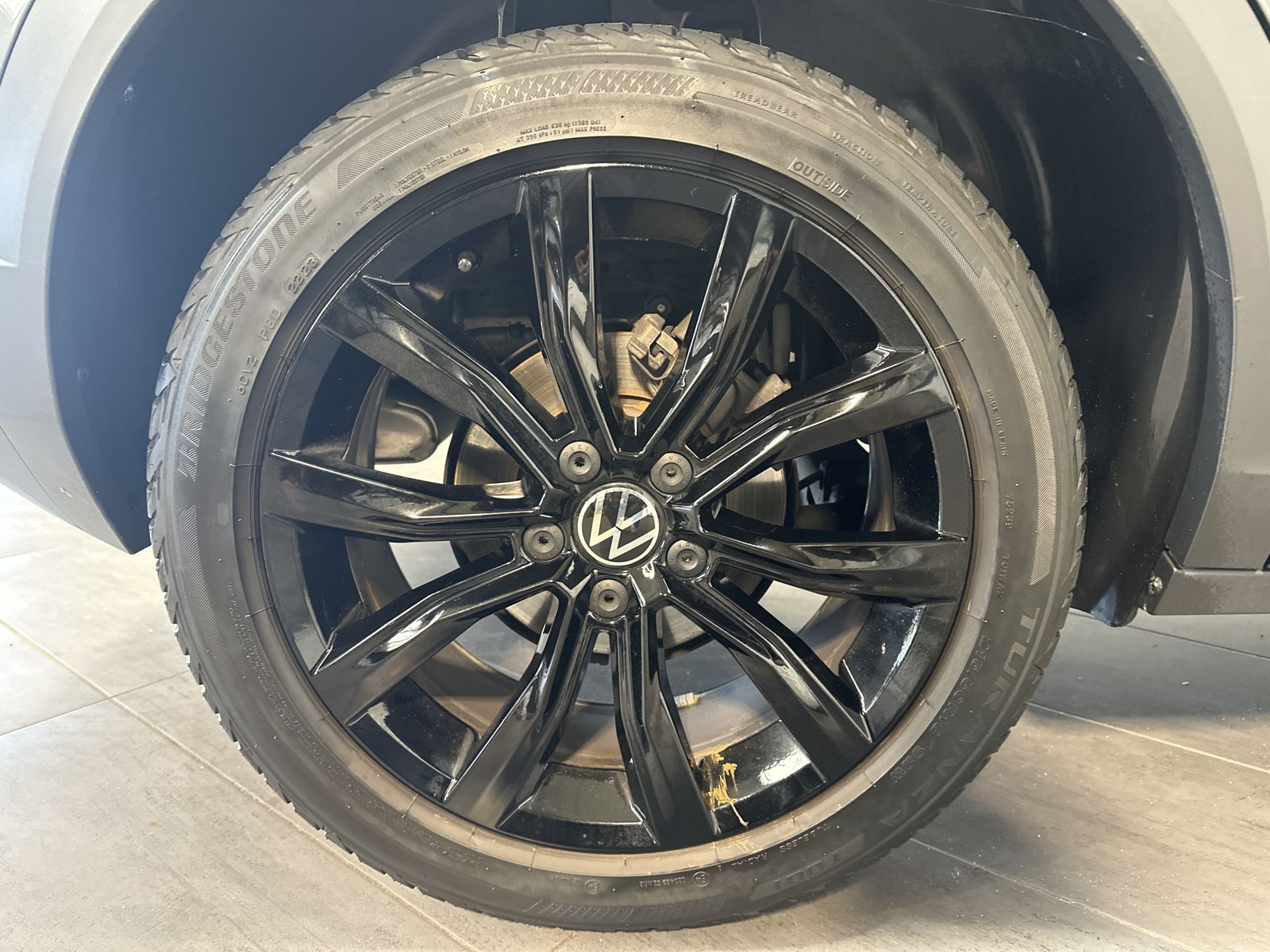 Fahrzeugabbildung Volkswagen T-Roc 1.5 TSI DSG Style Black NAV+IQ-LIGHT+18ZO
