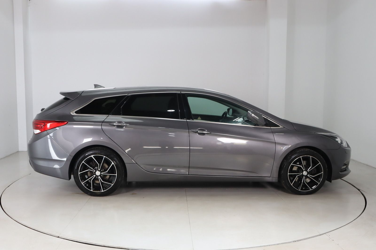 Fahrzeugabbildung Hyundai i40 FL 1.6 CRDi Space Plus * Sitzhzg./-lüftung