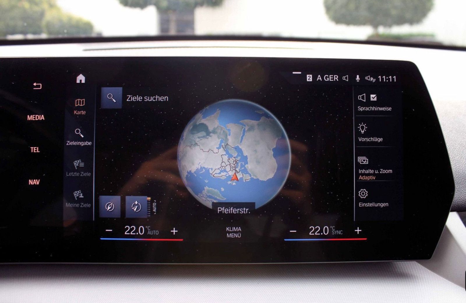 Fahrzeugabbildung BMW X1 sDrive 18i Steptr. ACC KAM PDC LED NAV AHK