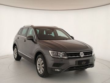 Volkswagen Tiguan - 3