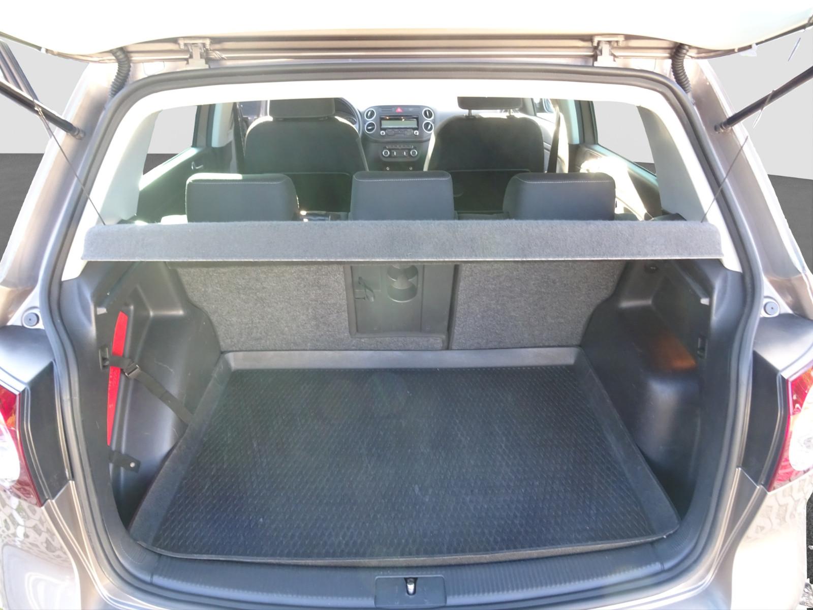 Volkswagen Golf Plus 2011 — photo 19