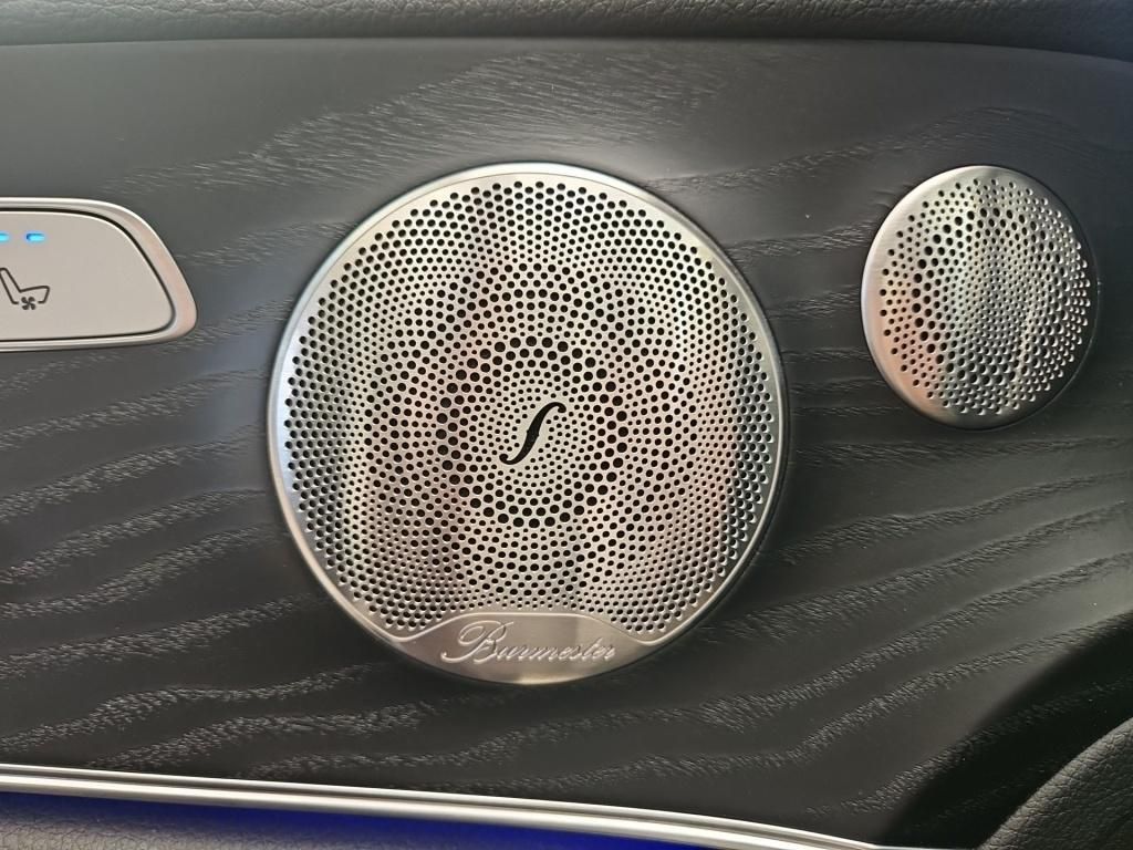Fahrzeugabbildung Mercedes-Benz E 400 d 4M Coupé AMG ACC Sitzklima Airmatic HUD