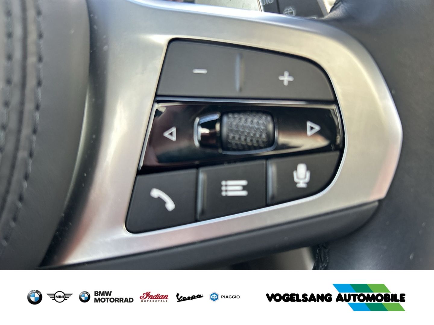 Fahrzeugabbildung BMW X3 xDrive 30e,M Sport,Panodach,Leder,HIFI,DAB,Dr