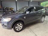 Chevrolet Captiva 2.4 LS 2WD*7.SITZE*KLIMA*TÜV NEU*LEDER* - Chevrolet Captiva in Essen