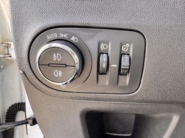 Bild 21 Opel Crossland (X) Crossland 1.2 Edition AHK/NAVI/PDC+CAM/Regen-Lic