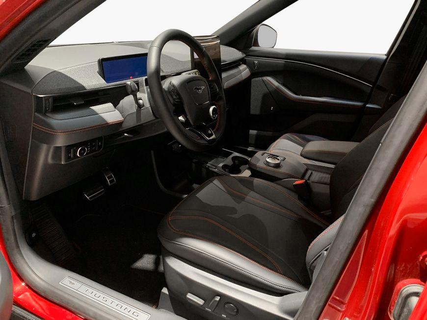 Ford Mustang Mach-E AWD PREMIUM