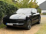 Porsche E-Hybrid, 1. Hand,  inkl. ca. € 40.000,- Extras
