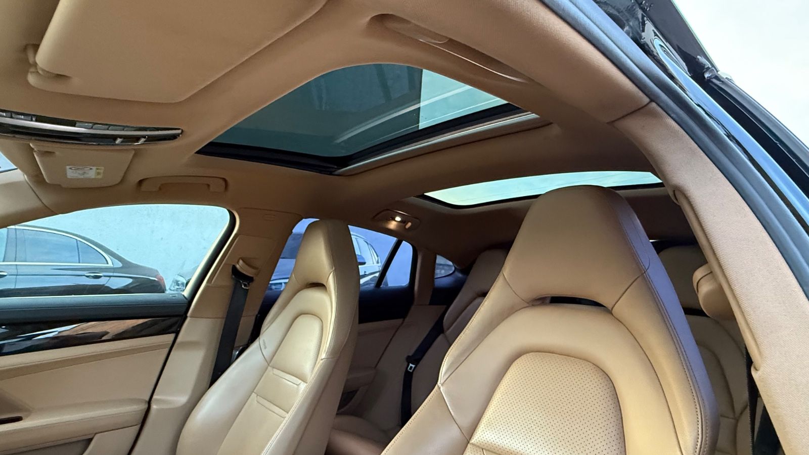Fahrzeugabbildung Porsche Panamera 4 S Diesel