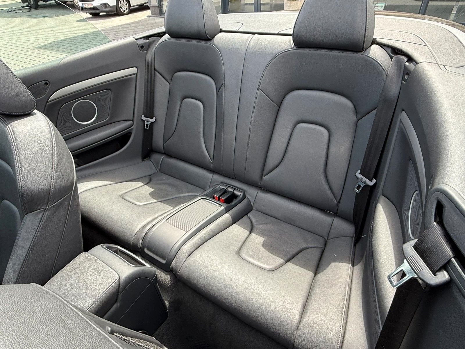 Fahrzeugabbildung Audi A5 Cabriolet 2.0 TFSI quattro S Line