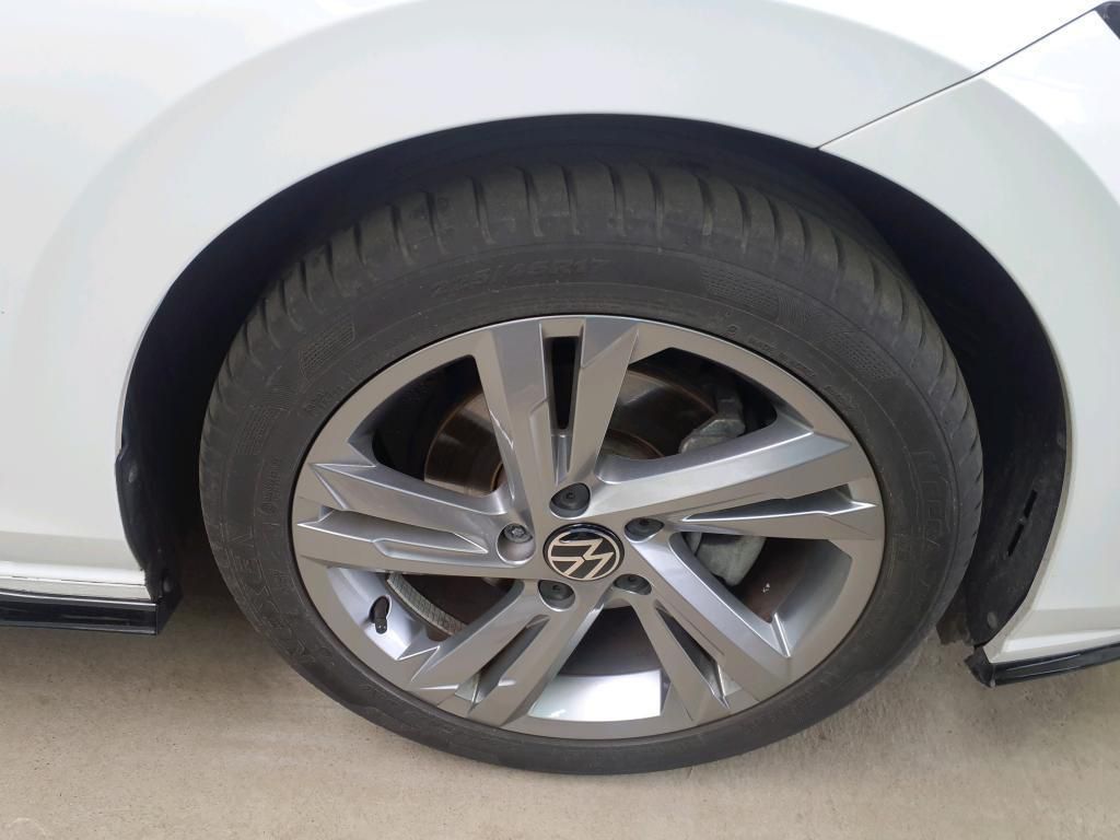 Volkswagen Golf R-Line 2.0 TDI SCR Pano*Tempo*Nav*PDC*Klima