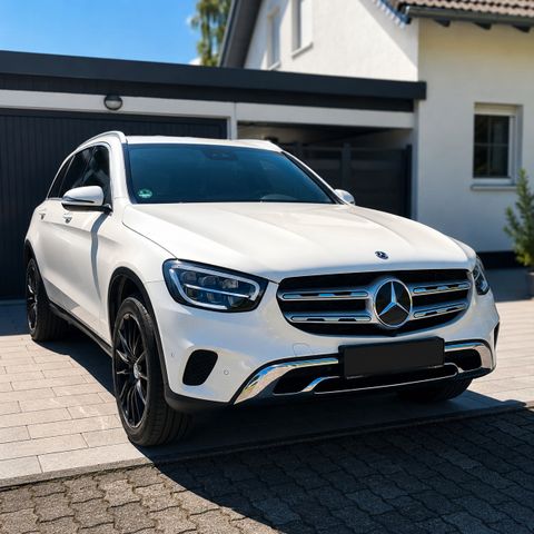 MERCEDES-BENZ GLC 220d 4MATIC Autom. -*20zoll* AHK/StHZ