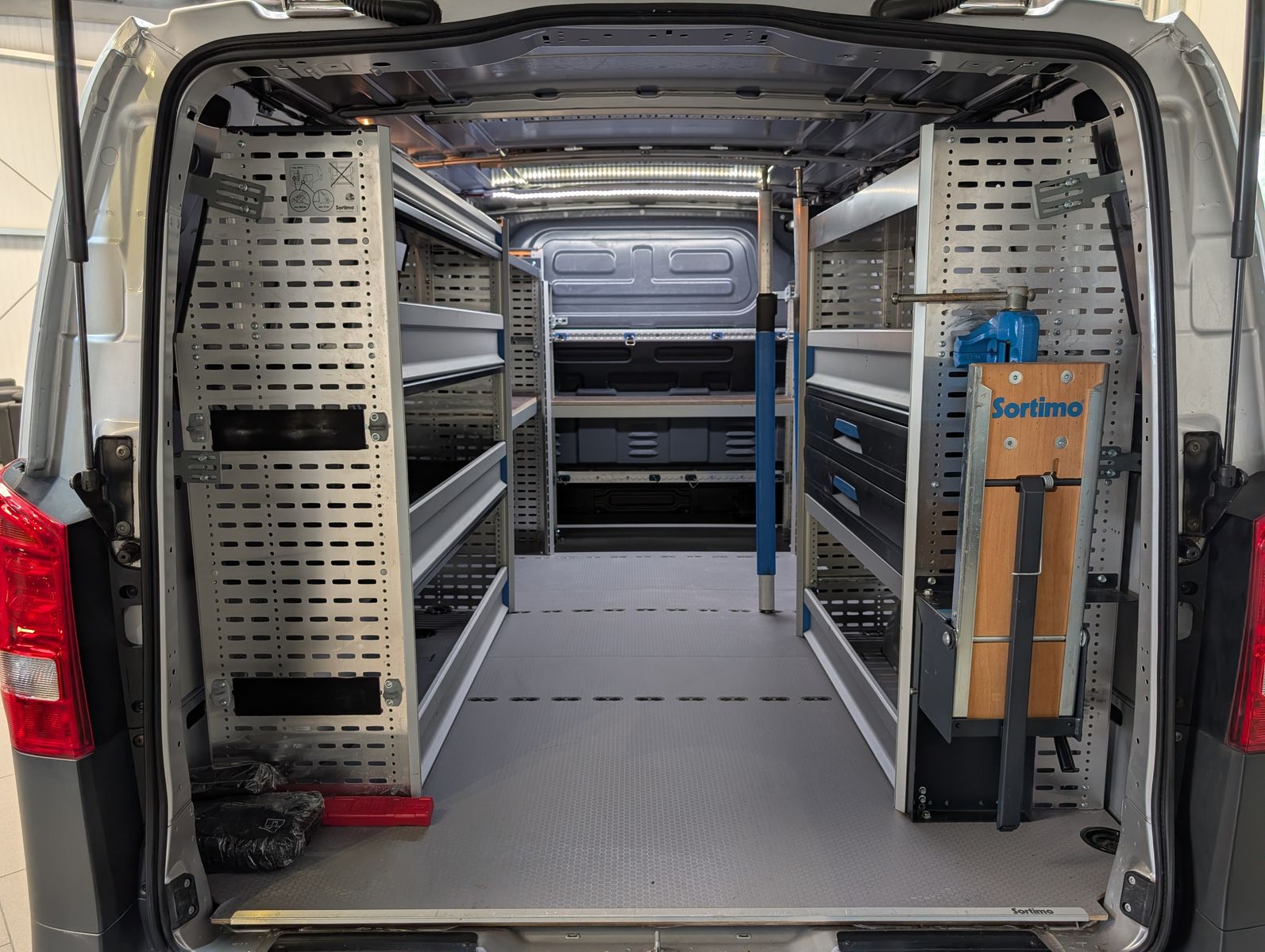 Fahrzeugabbildung Mercedes-Benz Vito 116 CDI*PRO*EXTRALANG*KAMERA*STNDHZ/SORTIMO