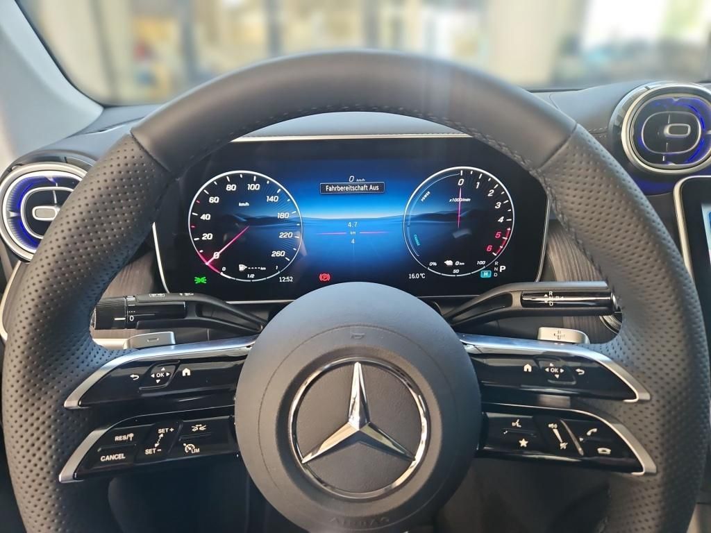 Fahrzeugabbildung Mercedes-Benz GLC 300 de 4M Coupé +AMG+AIRMATIC+ASSISTENZ+AHK+