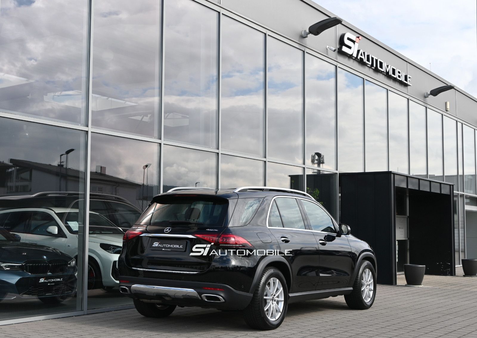 Fahrzeugabbildung Mercedes-Benz GLE 350 de 4MAT. °ACC°AHK°PANO°SITZBEL.°BURMEST°